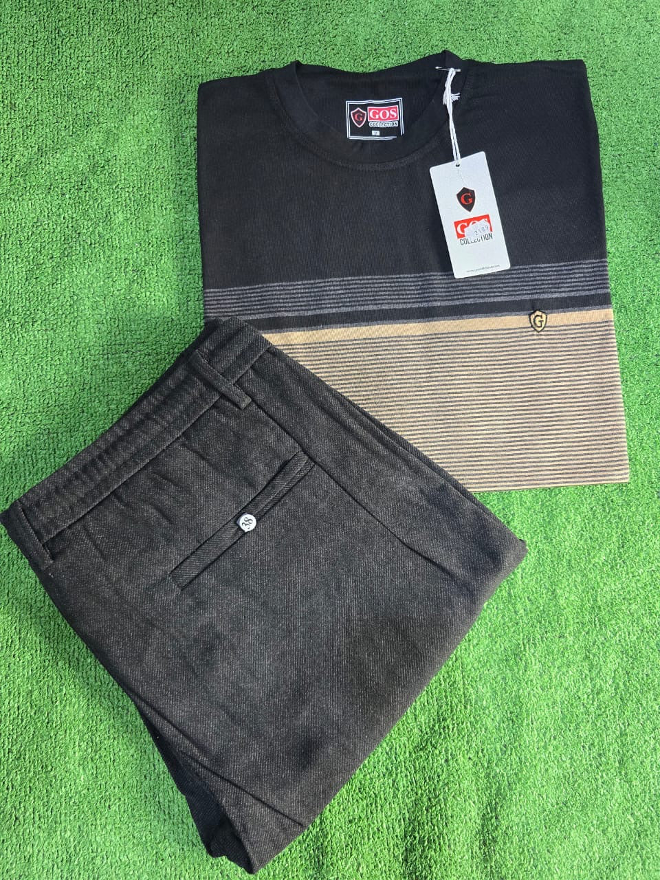 Ensemble kaki et t-shirt coton (adultes)