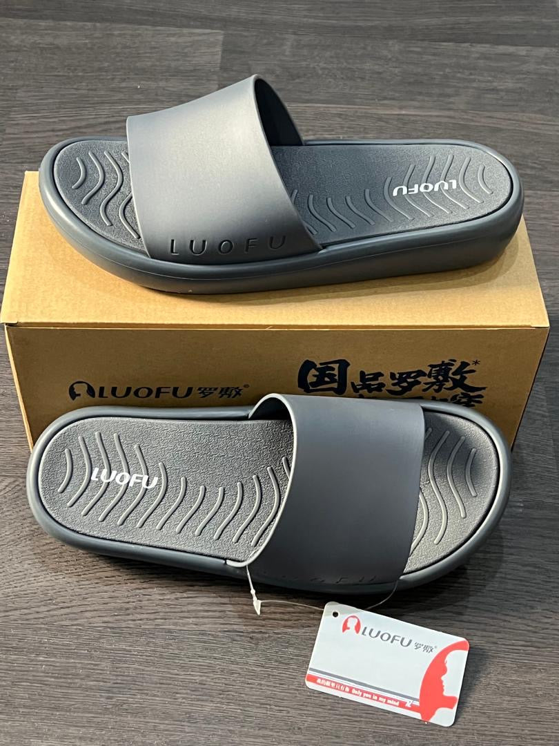 Sandales orthopédiques