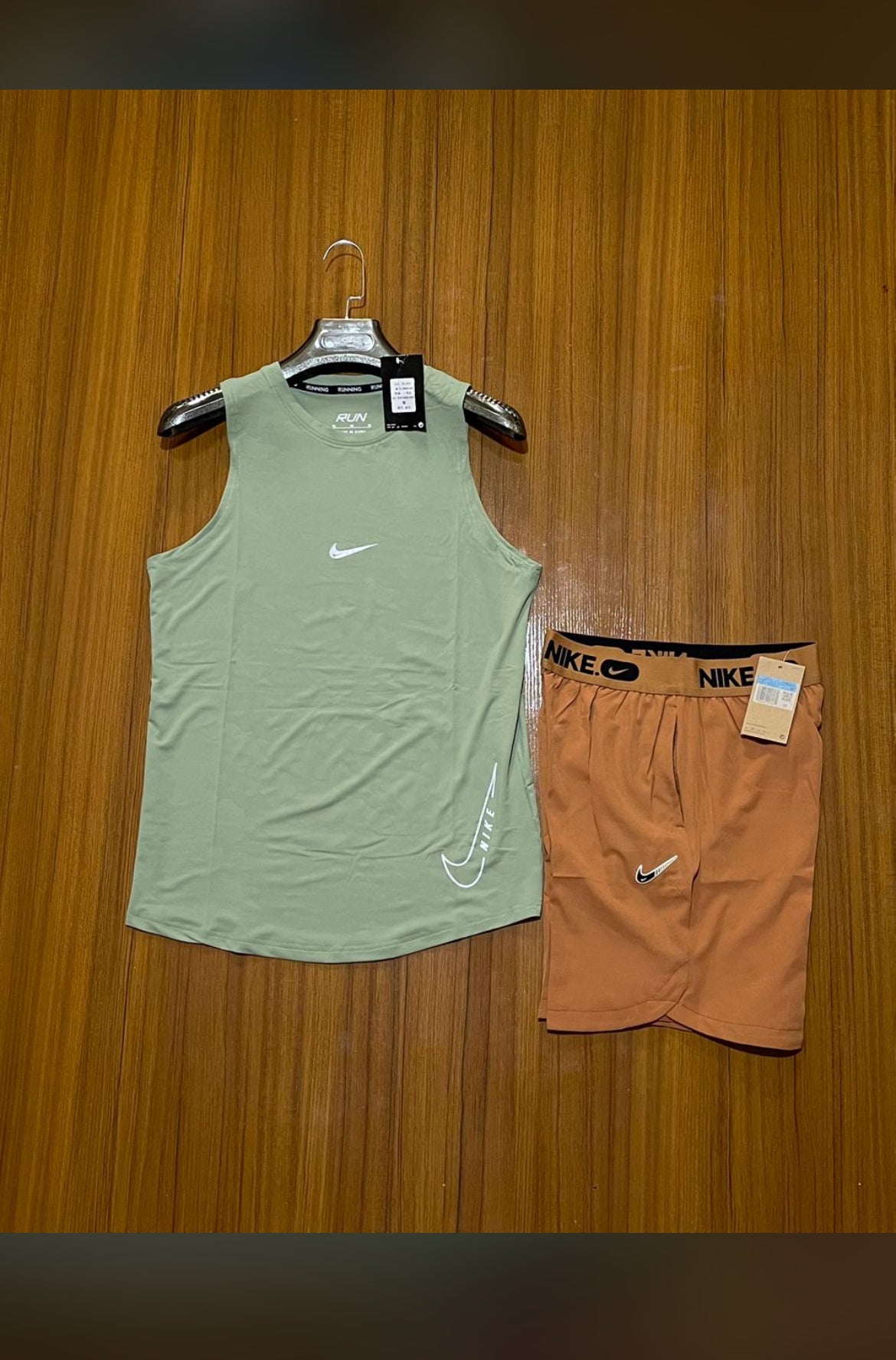 Ensemble sport débardeur(Nike)