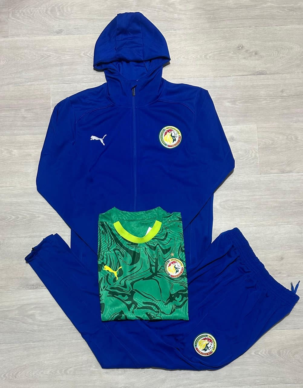 Blouson avec capuche