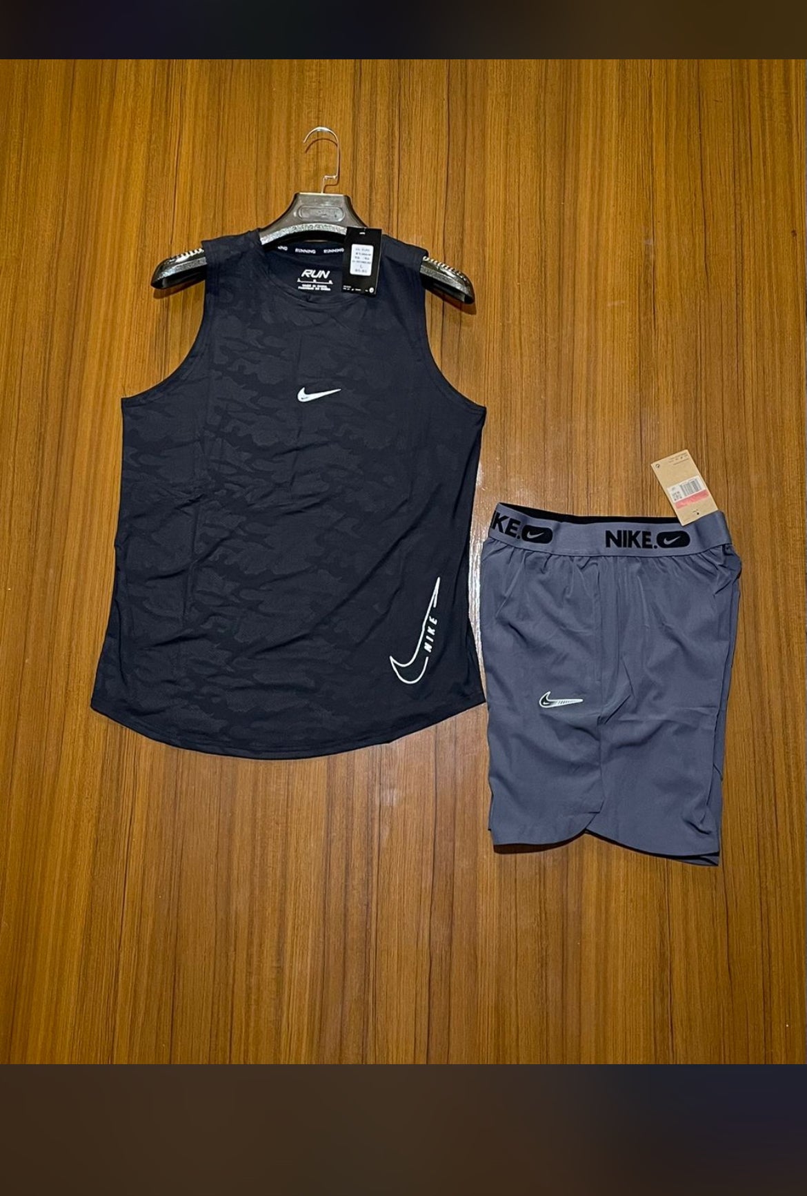 Ensemble sport débardeur(Nike)