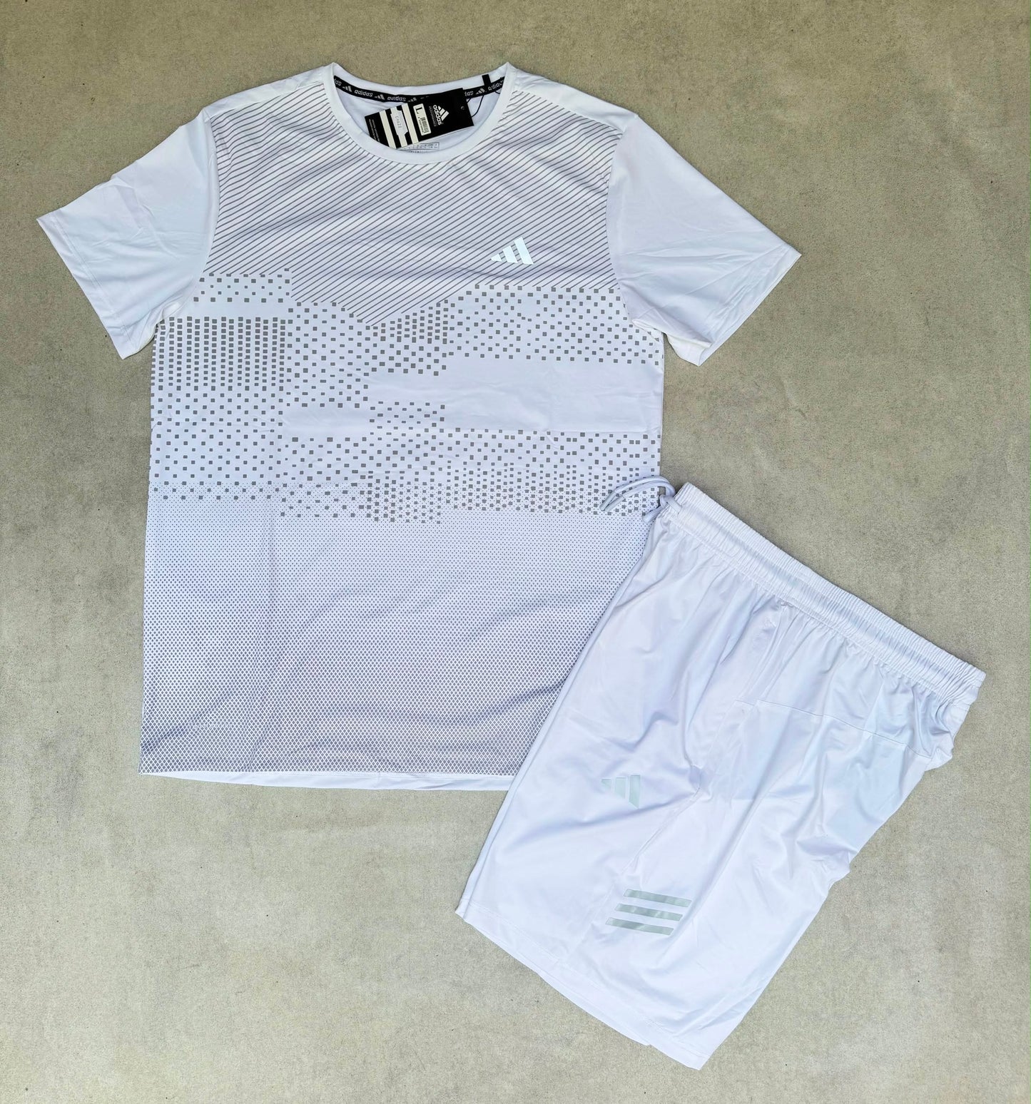 Ensemble short