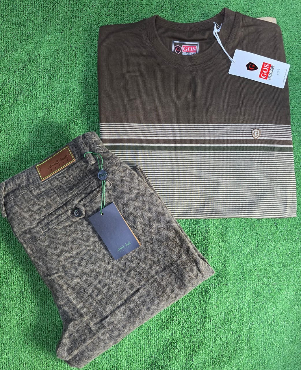 Ensemble kaki et t-shirt coton (adultes)