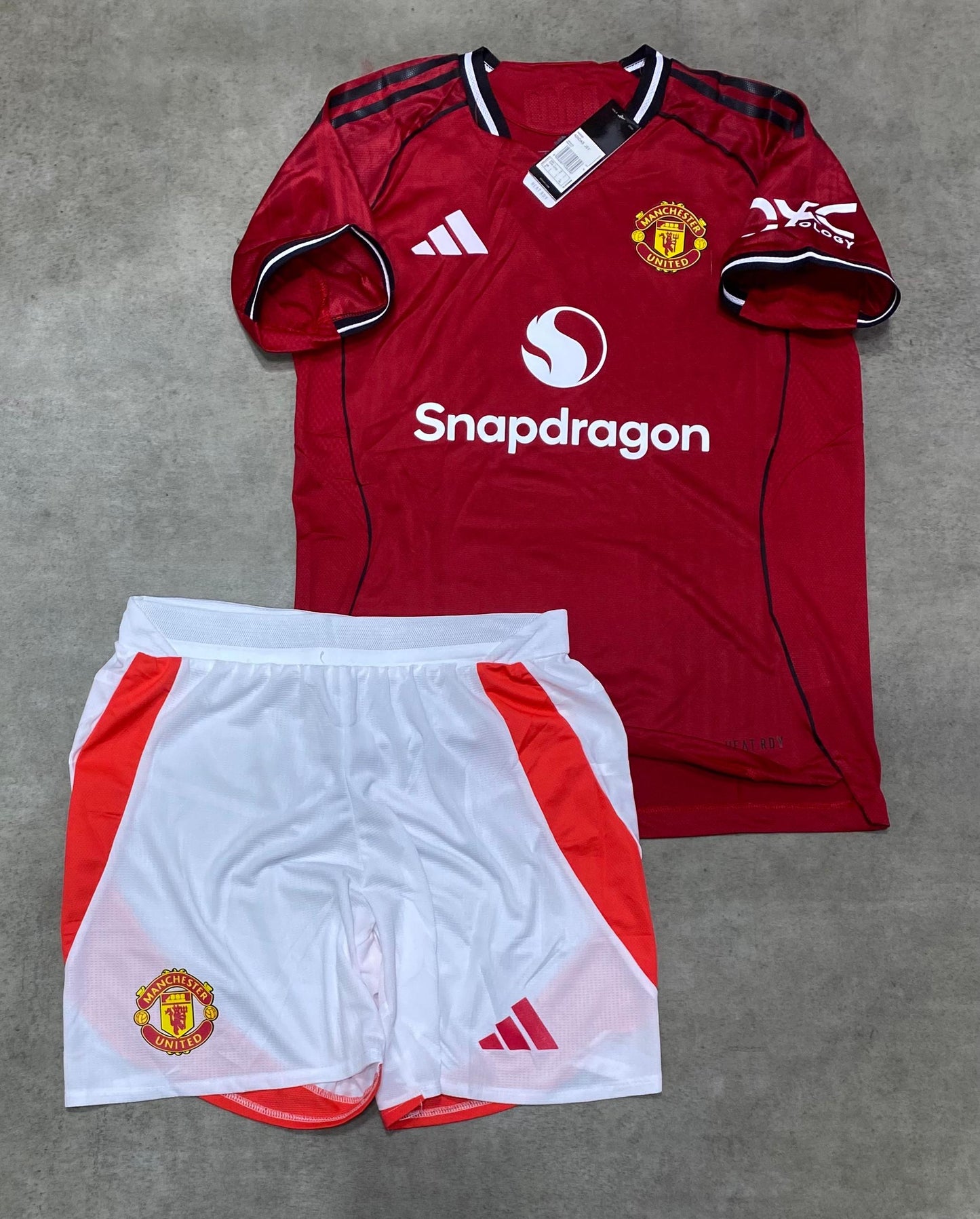 Ensemble short et maillot authentique