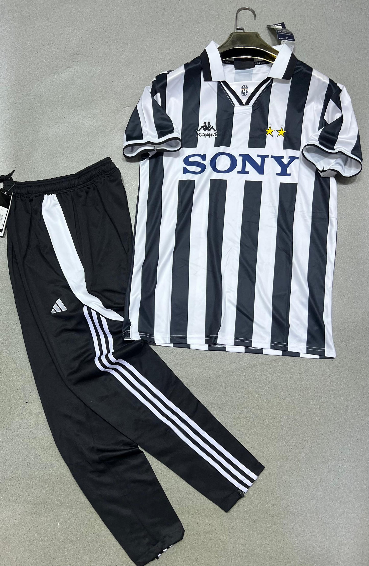 Ensemble pantalon avec maillot