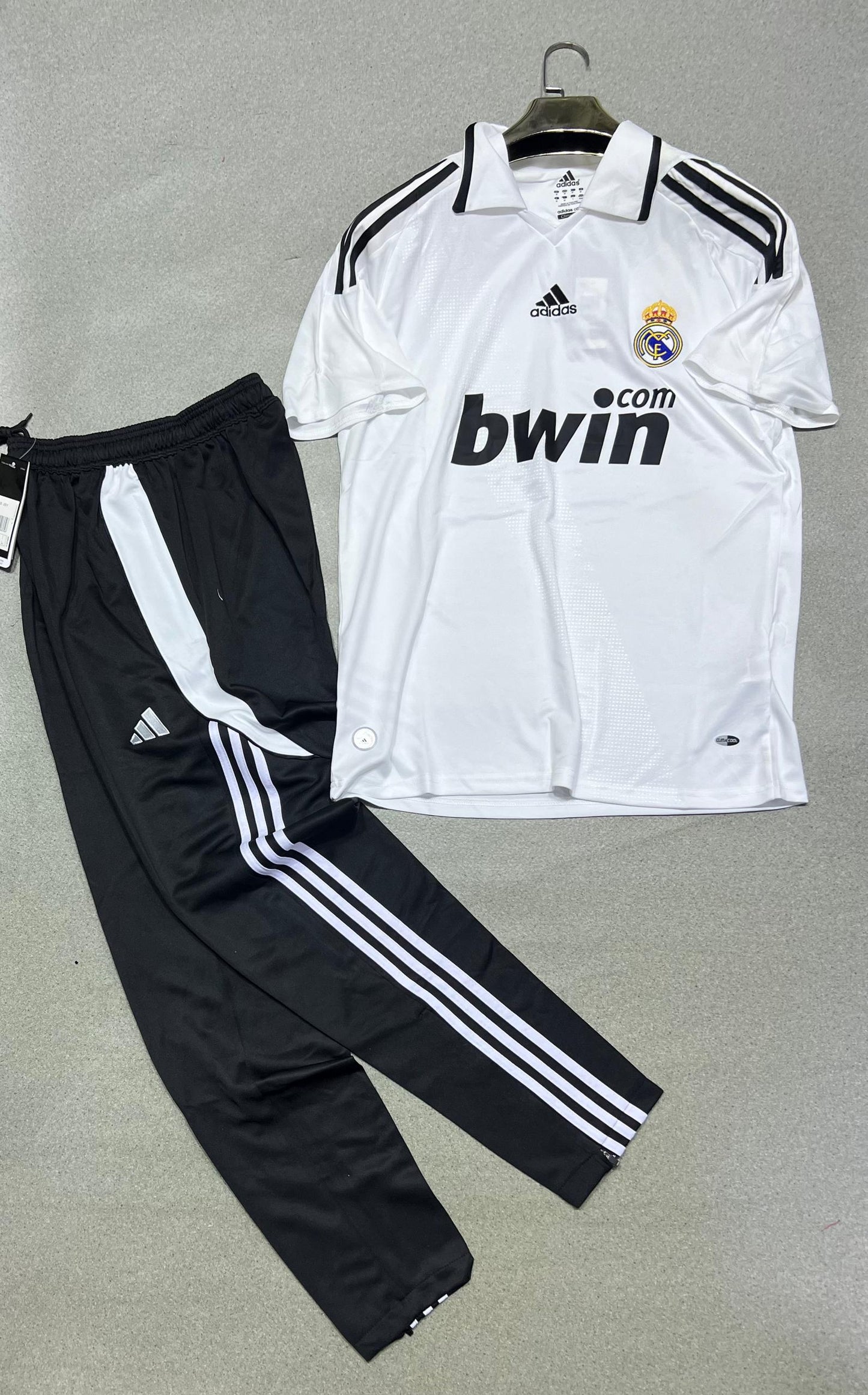 Ensemble pantalon avec maillot