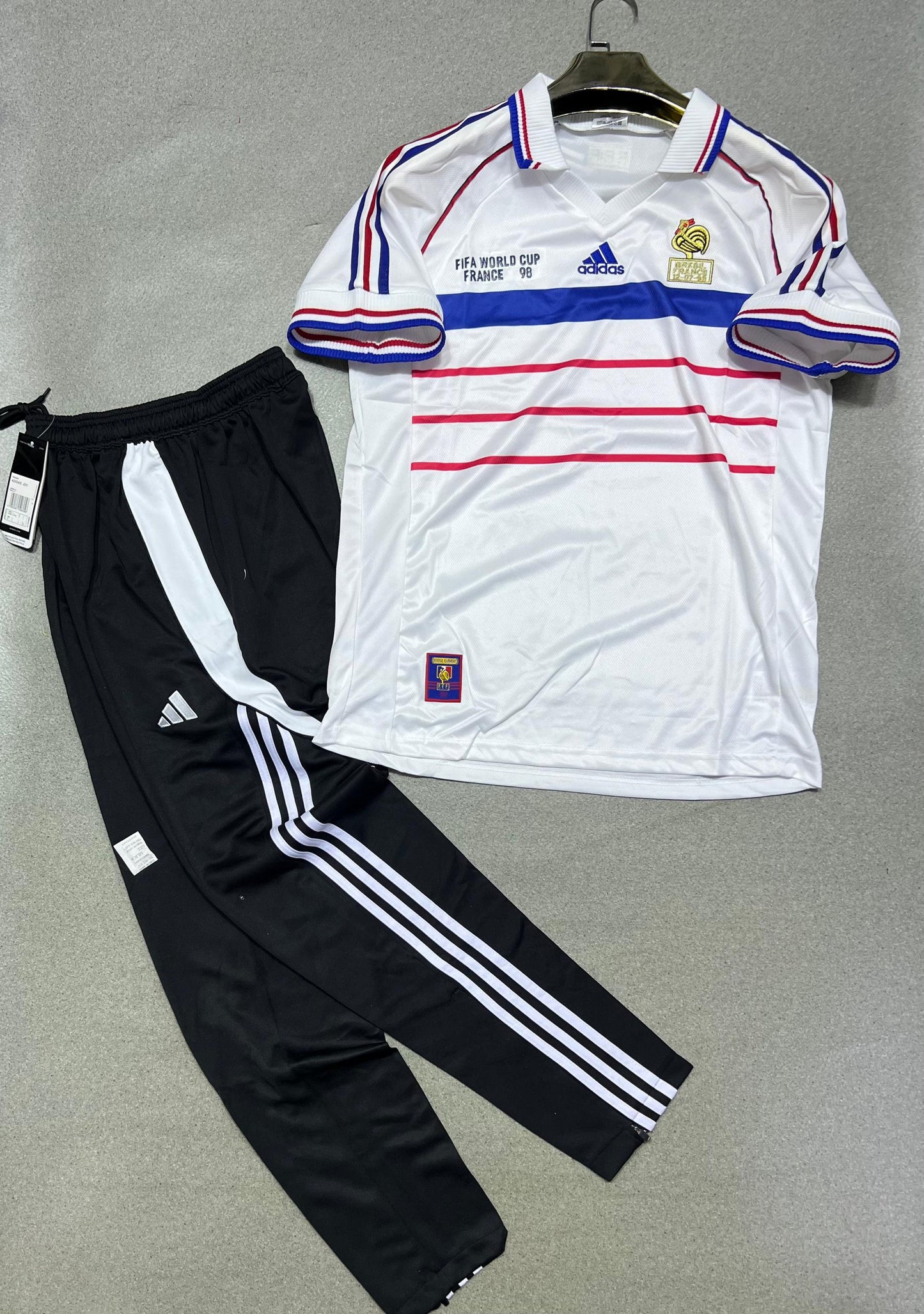Ensemble pantalon avec maillot