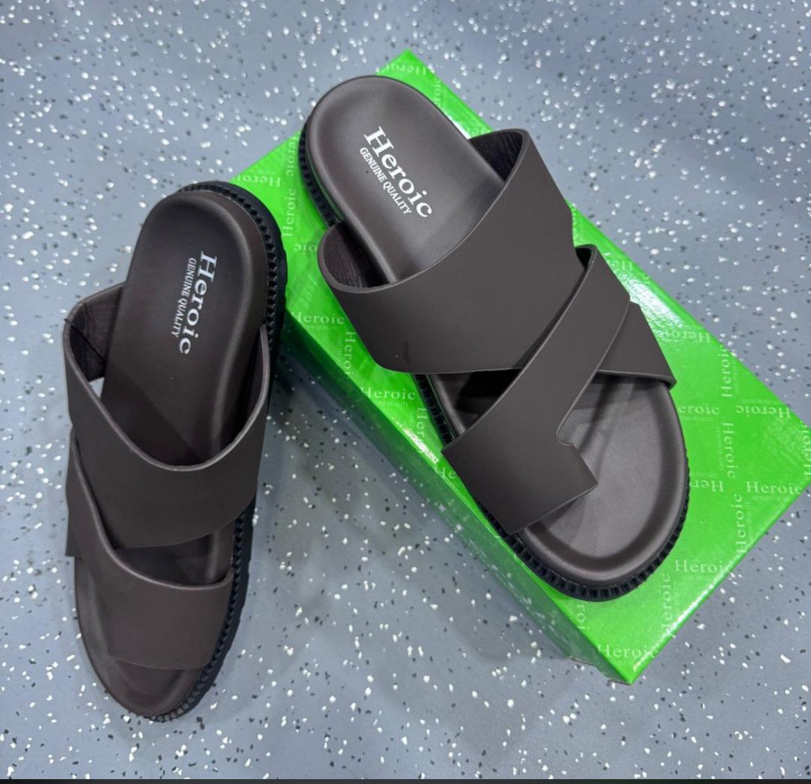 Sandales orthopédiques