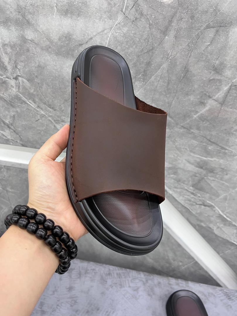 Sandale en cuir